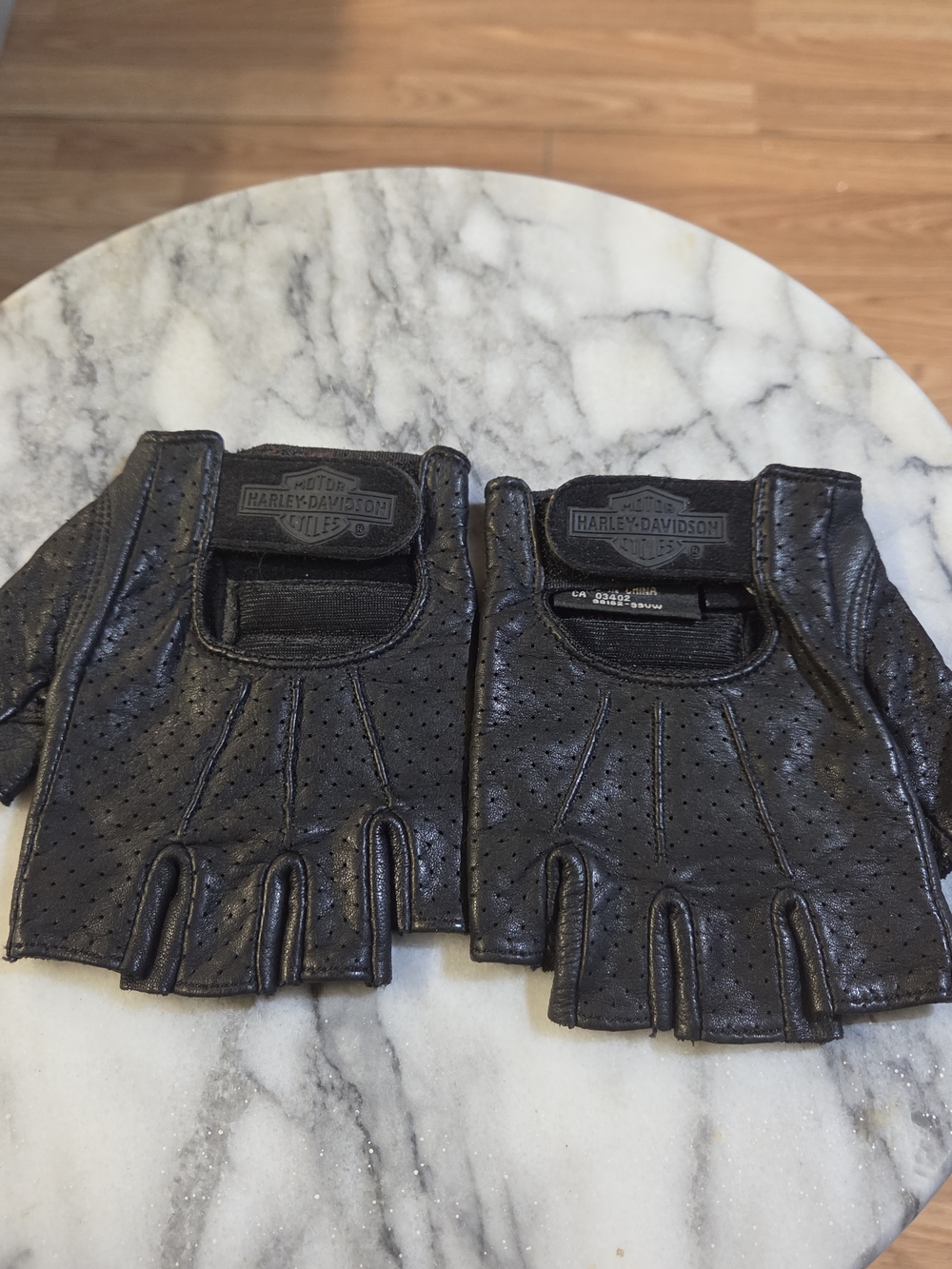 Harley-Davidson Black Fingerless Perforated Leather Riding Gloves